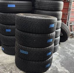 275 65 18 Wildpeak Set of 4 Used