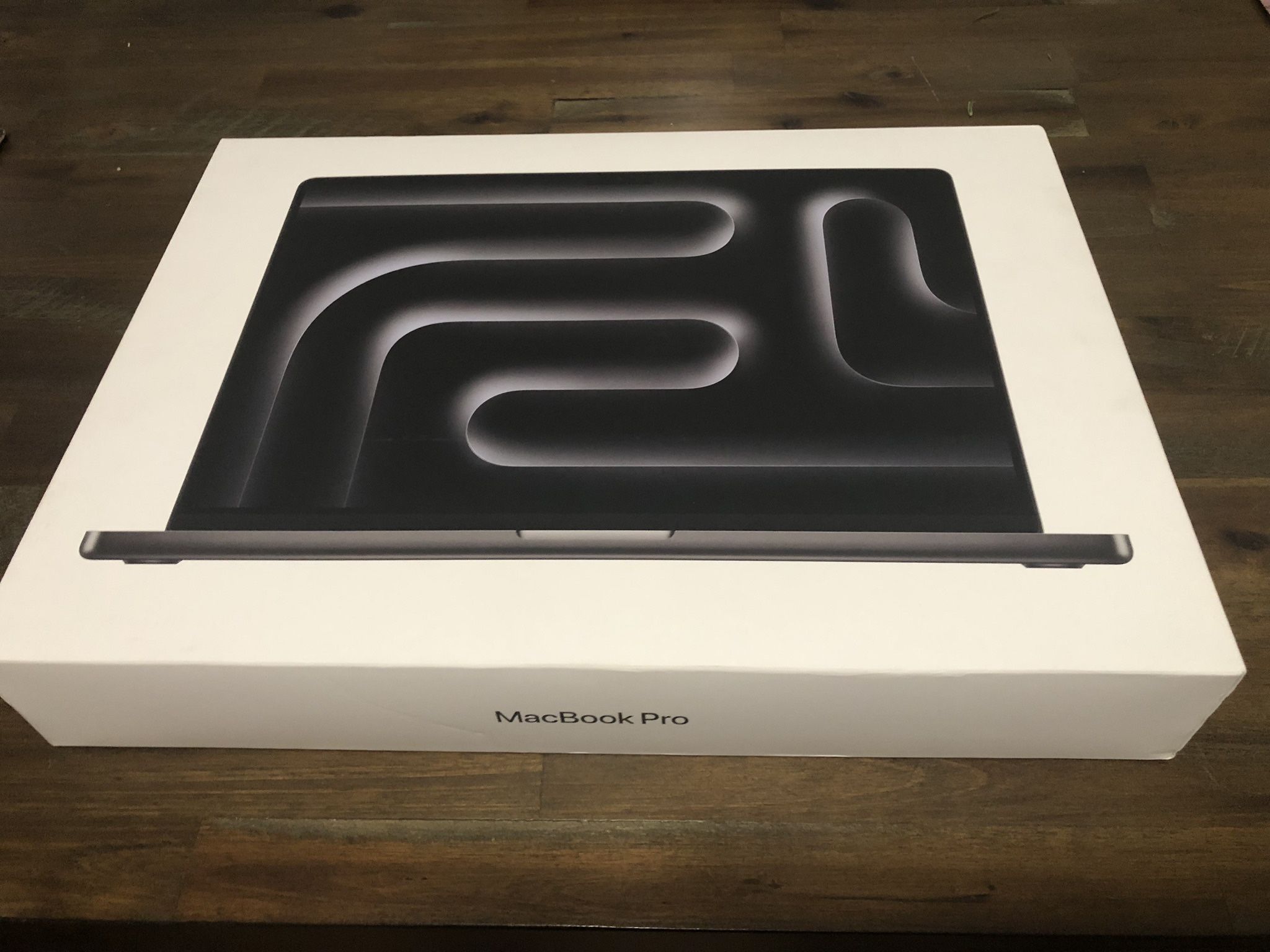 MacBook Pro M3 pro 18GB RAM 512 GB SSD