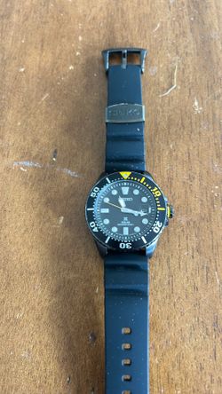 Seiko Solar Divers 200m Watch