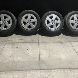 Set 15” Toyota Prius Factory Alloy Wheels, W Covers, 196/65/15, Good Condition, 40% Tread, 5x100 Bolt Pattern Sell All 4 $480.00 Cash