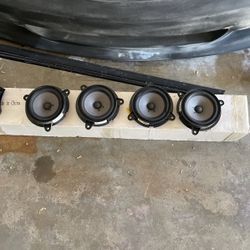Bose Speakers From G35 