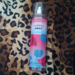 Long lasting Bath & Body Works Mist