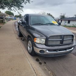 2004 DODGE RAM