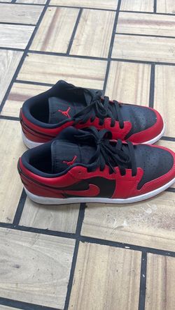 Air Jordan 1 Low “Reverse Bred” GS in Gym Red/Black/White