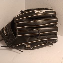 Black Wilson 12" WTA06LS15SA12 baseball glove