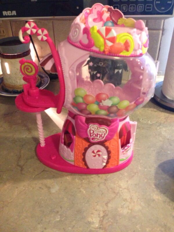 My little pony playhouse with theme song