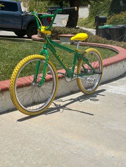 24in SoCal Flyer Spring Green Limited Edition
