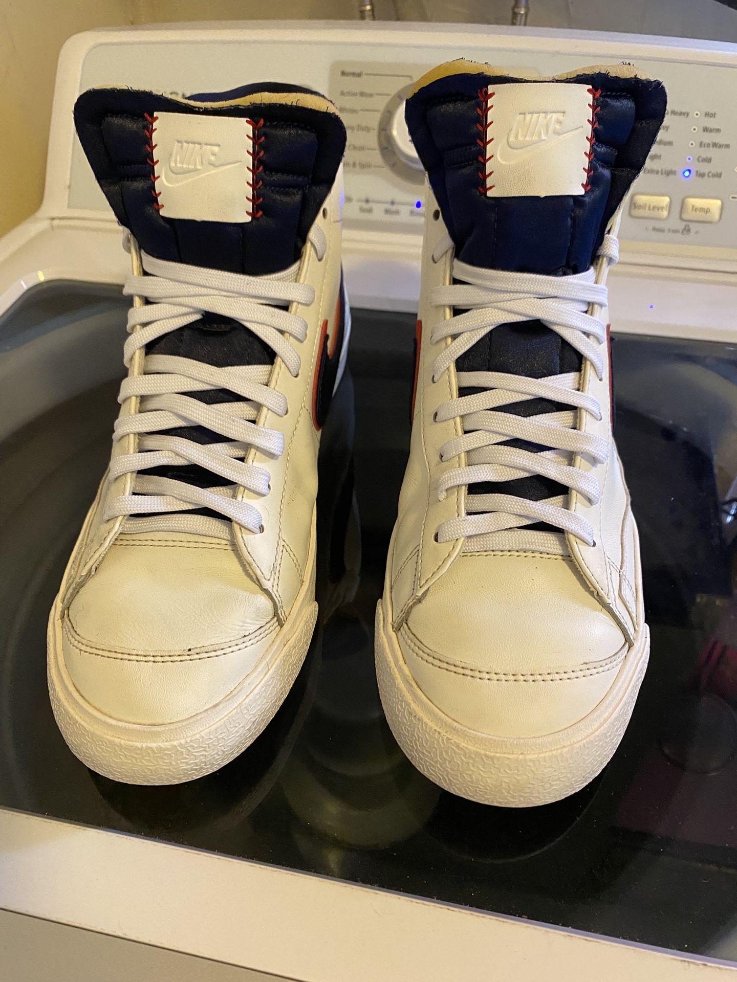 Nike Blazer Mid 77 Size 10