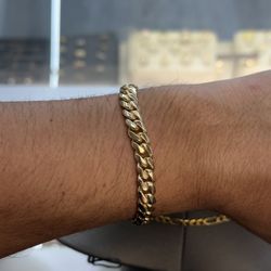8MM 14Kt Gold Over Silver Cuban Link Bracelet 