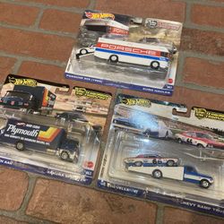 Hot Wheels Team Transport Haulers Real Riders 