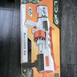 Halo Action Figure And Nerf Lot