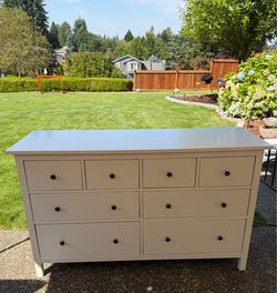 ikea glossy hemnes 8 drawer dresser