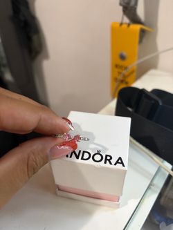 Pandora bowring