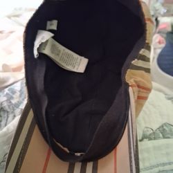 Authentic Burberry  icon striped cap