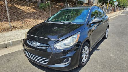 2012 Hyundai Accent