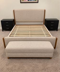 Upholstered Bed Frame with Footboard Bench