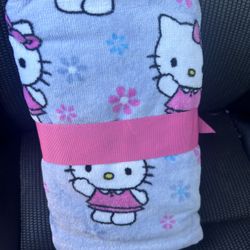 Hello Kitty Hand Towels Set