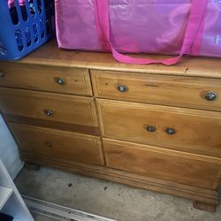 Wood 6 Drawer Dresser