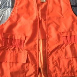 Hunting vest with shell holder and pockets 