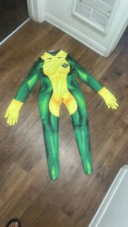 Rogue from X-Men bodysuit