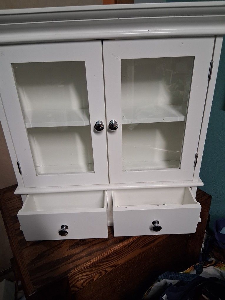 WHITE CABINET