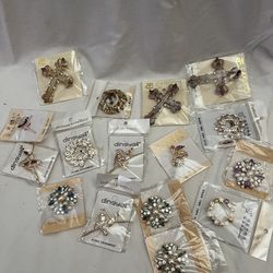 Rhinestones Broaches Pins And Accessories 