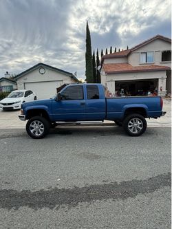 1997 Chevrolet Silverado K2500 4x4 Extended Cab – 7.4L 454 V8  Price: $9,000 OBO