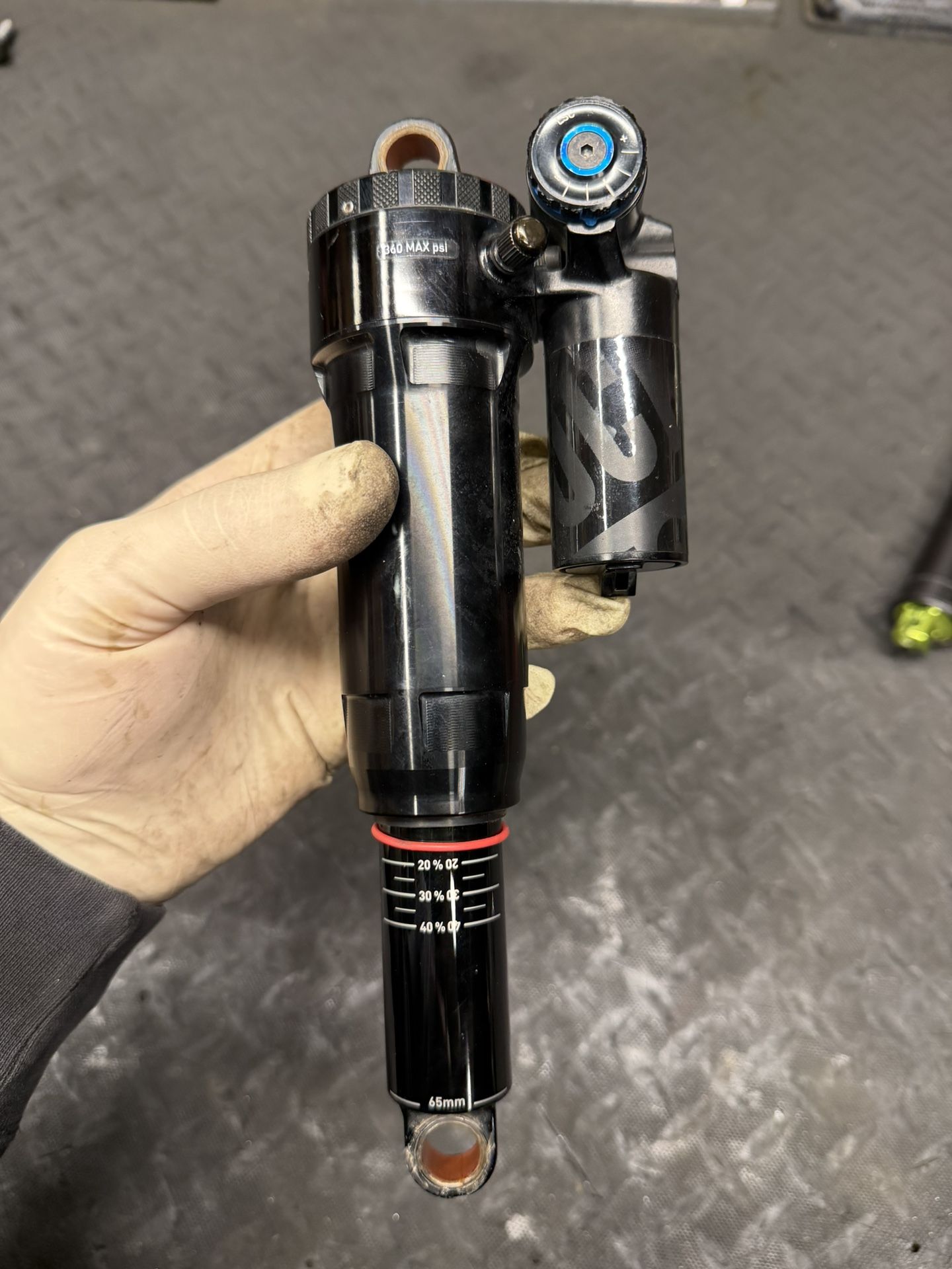 RockShox Super Deluxe Ultimate (230×65)