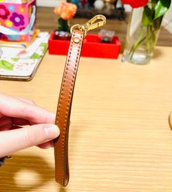 NWOT Michael Kors Leather Key Chain Bag Charm Brown/Gold