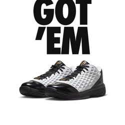 Kobe 3 Low Protro $296 Basketball Shoes White/Black/ Metallic Gold Size M 6 / W 7.5