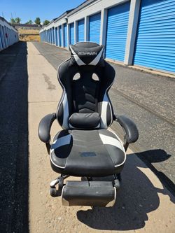 RESPAWN 110 Gaming Chair