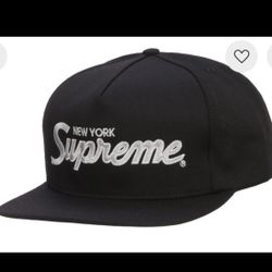 SUPREME SnapBack 