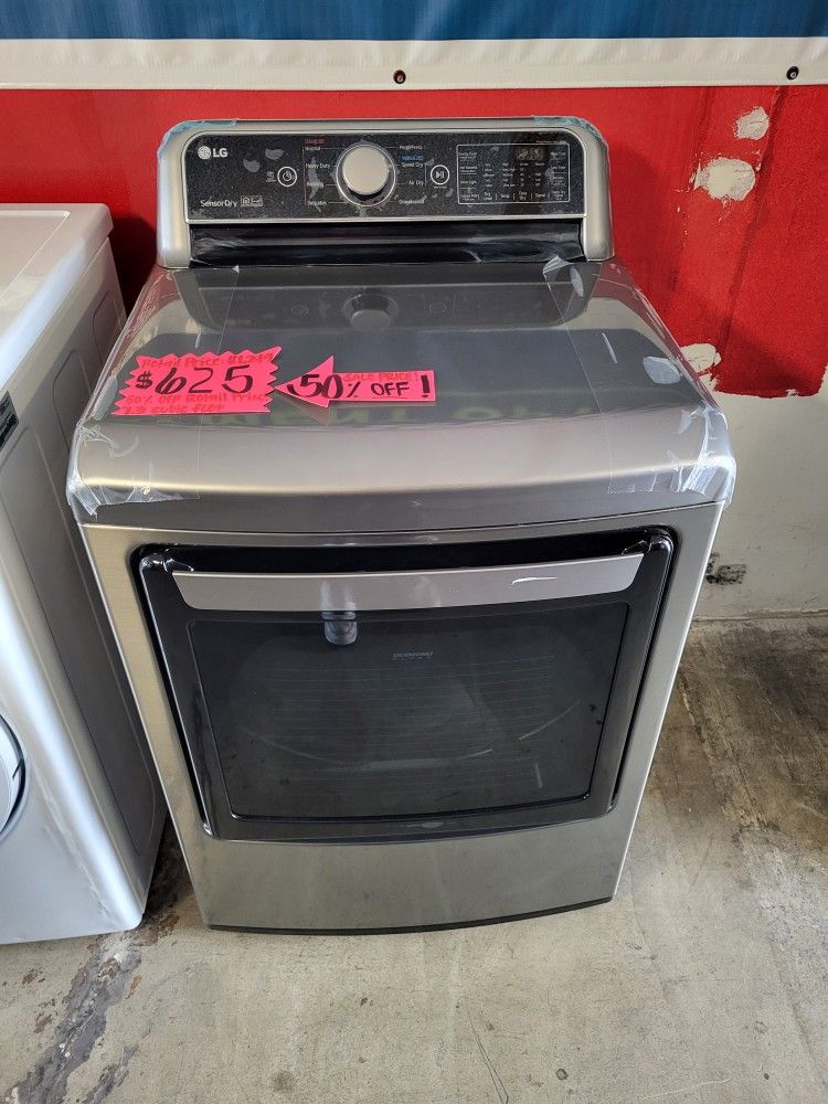 New LG ThinQ Gas Dryer 7.3 Cubic Feet