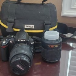 NIKON  DSLR D3000 2 Lens