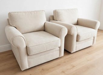 (FREE DELIVERY) Set of 2 Cindy Crawford Home Oversized Chairs