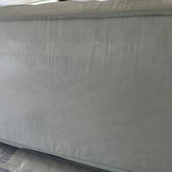 Queen Sz Mattress