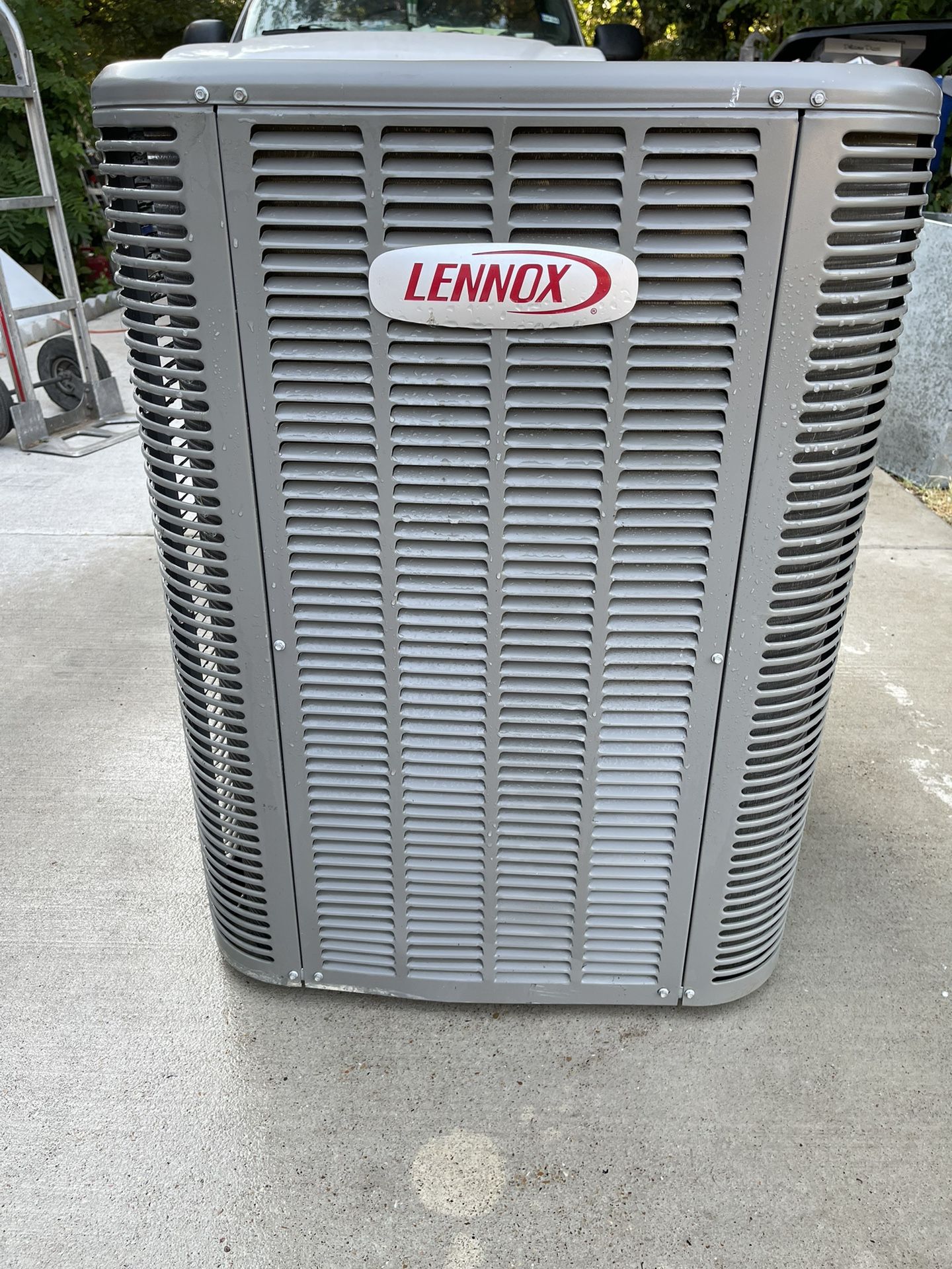 2 ton Lennox Heat Pump condenser for Sale in Dallas, TX OfferUp