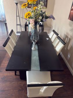 Dinning table