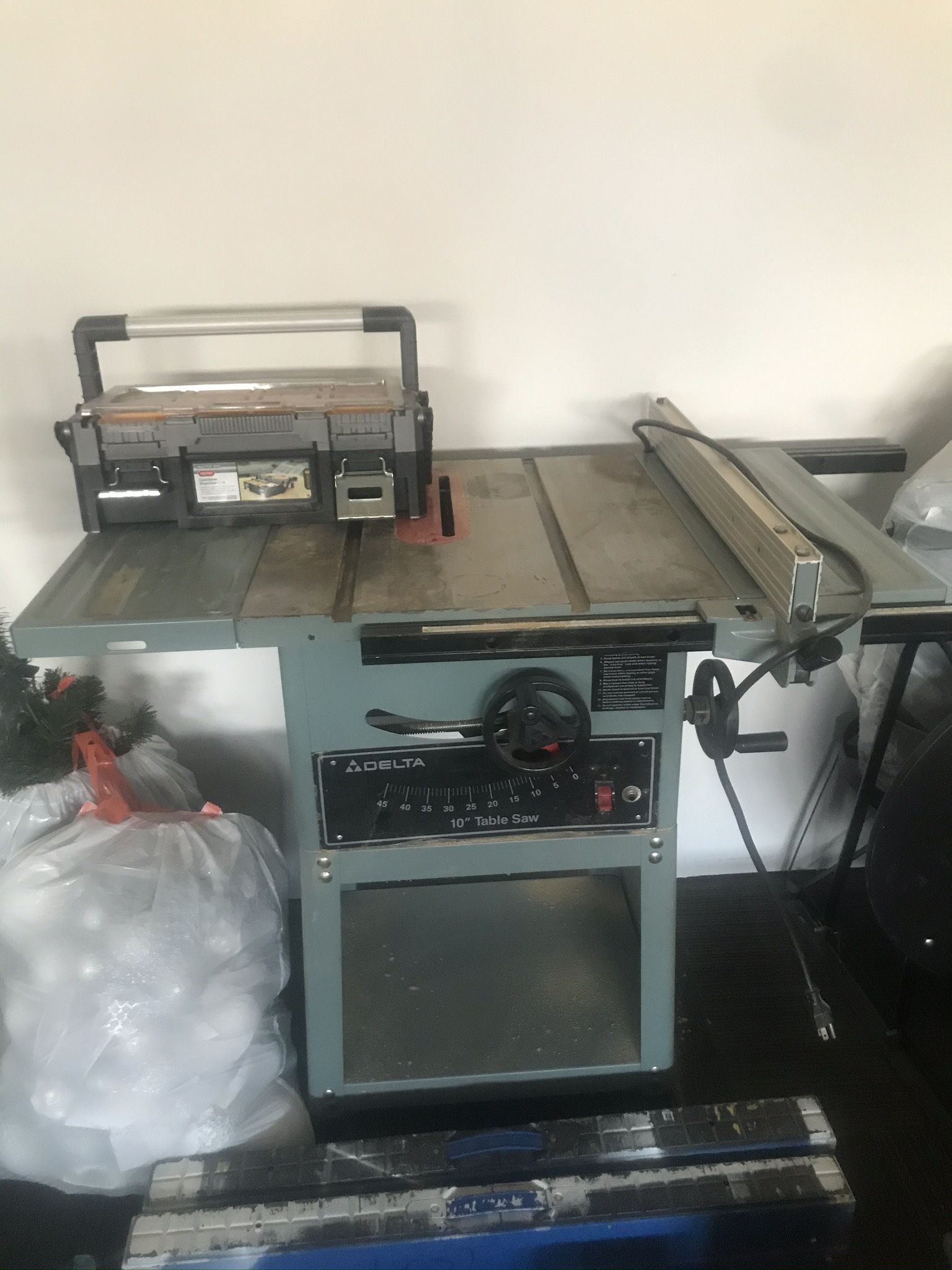 10 Inch Delta Table Saw
