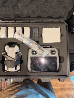 Mini DGI 4 drone like new
