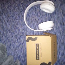 BRAND NEW WIRELESS HEADSET BLUETOOTH! HIGH QUALITY!