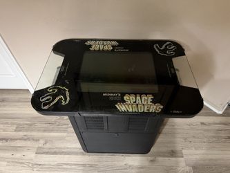 Space invaders  cocktail table