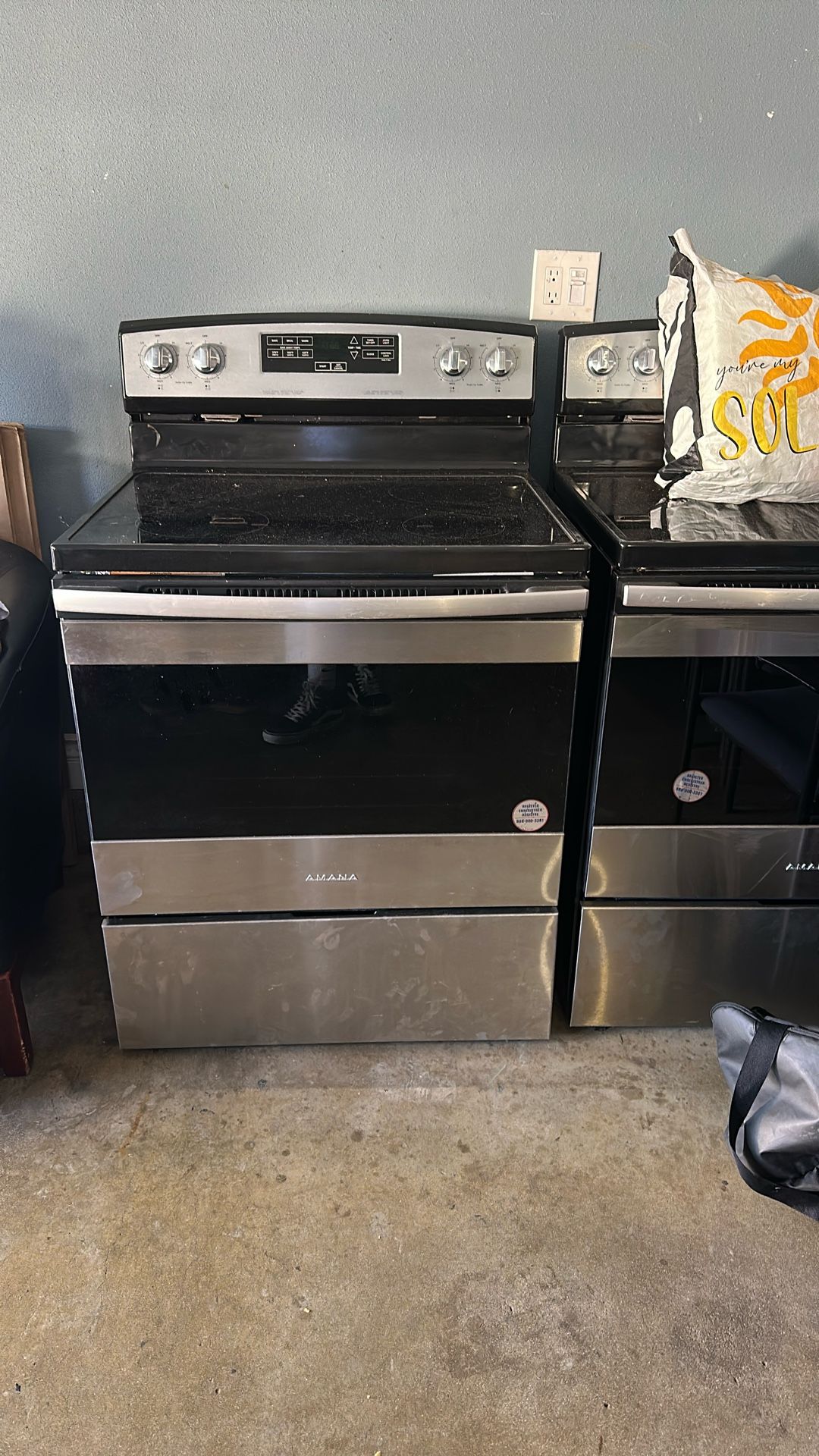 Amana Electric Stove
