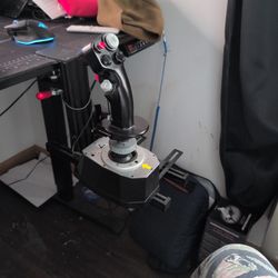 Thrust master Ava Base And F-16c Grip