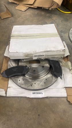 Gr13550 pl pr rotors drilled slotted and pads