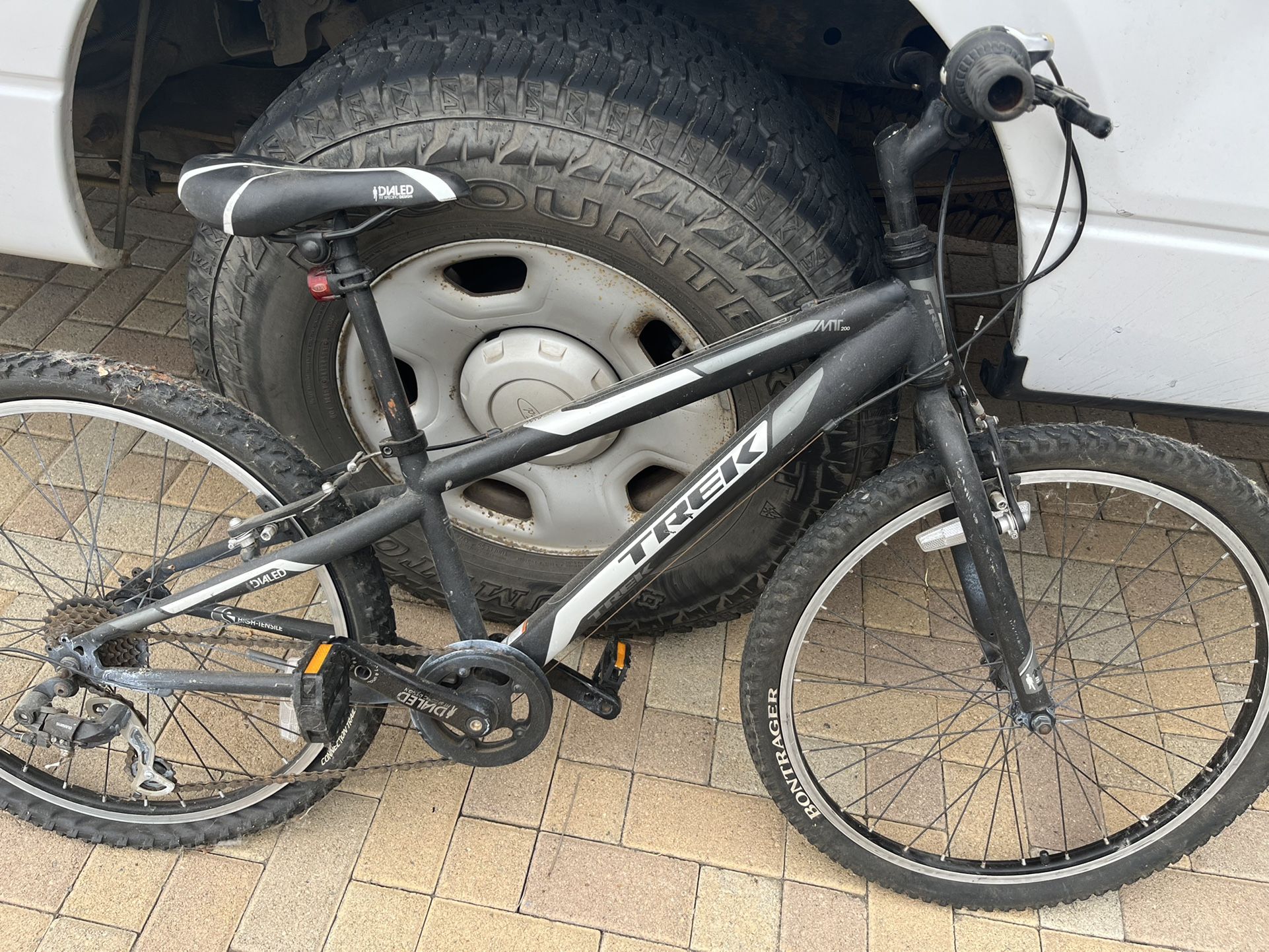 trek bicycle encinitas Precaliber 16 Girls Precaliber 24 8-speed Suspension