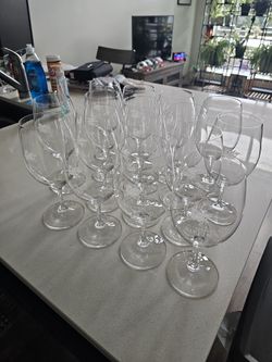 16 Crystal Wine Glasses