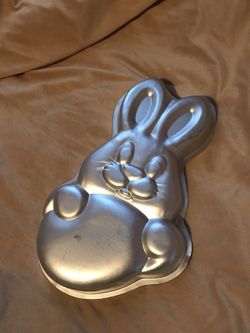 Wilton 1979 Eater bunny cake pan