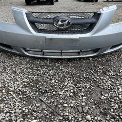 2005 Hyundai Accent Front Bumper
