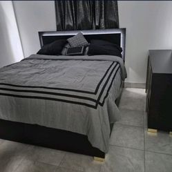 New 3-piece Bedroom Set With Led Lights- Finance Available 